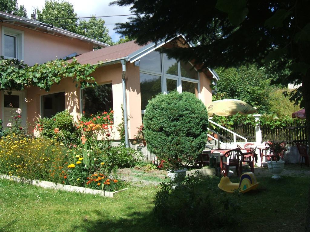 Pension Jana Tatrovice Exterior foto
