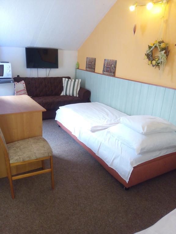 Pension Jana Tatrovice Zimmer foto